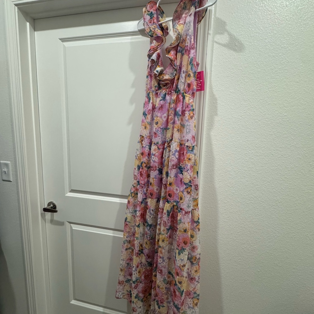 BL Buffy Floral Maxi Dress - Picture 3 of 8